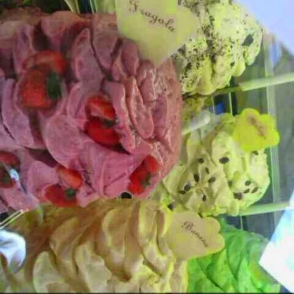 Meet your Posher, Chastine - Picture 1 of 1